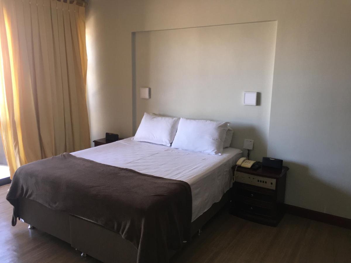 Apart Hotel No Coracao De Brasilia Kubitschek Plaza Εξωτερικό φωτογραφία